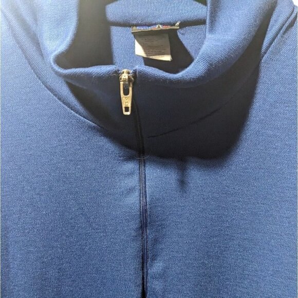 Patagonia | Men's 3/4 zip Capilene Sweater in Blue - Picture 3 of 7